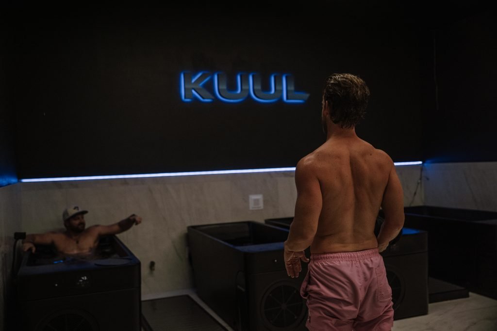 muscle recovery cold plunge